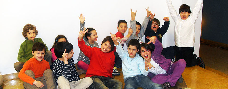 A paixão de ensinar o que de mais relevante existe para aprender na vida, de acordar as mentes dos nossos pequenos gigantes para a maravilhosa oportunidade de viver neste tempo de mudança.